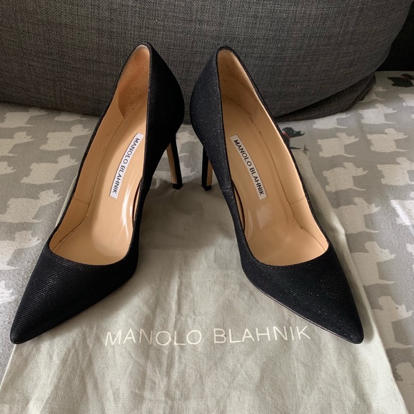 MANOLO BLAHNIK SHIMMER PUMP👠👠
Almost NEW!!!🥰 - Picture 8 of 8